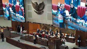RUU Kesehatan Disahkan di Tengah Demo