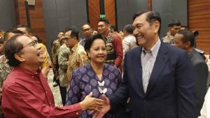 Rayakan Ultah ke 76, Luhut ke Rizal Ramli: Terimakasih Sudah Datang, Meski Kita Suka 'Berkelahi' Rayakan Ultah ke 76, Luhut ke Rizal Ramli: Terimakasih Sudah Datang, Meski Kita Suka 'Berkelahi'