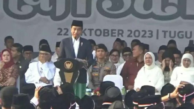 
					Jokowi Restui Gibran Jadi Cawapres Prabowo 