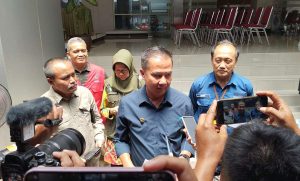 UMP Jabar 2024 Naik 3,57 Persen UMP Jabar 2024 Naik 3,57 Persen