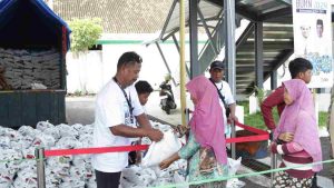 Safari Ramadan di Jateng dan Sulsel, BRI Gelar Pasar Murah 2.000 Paket Sembako