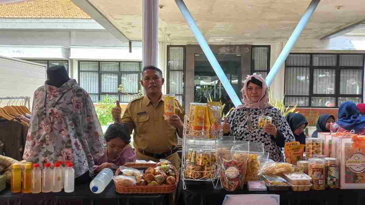 BRI Bantu Usaha Kue Kering di Sidoarjo Berkembang dan Penuhi Permintaan Saat Lebaran