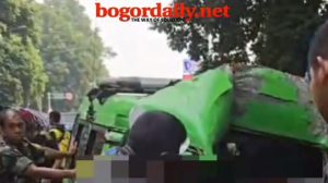 Tabrak Truk, Angkot dan Bogor Ringsek