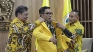 Ridwan Kamil-Dedi Mulyadi Disiapkan Golkar di Pilgub Jabar 2024 Jika Tak Jadi di DKI, Golkar Siapkan Opsi Ridwan Kamil-Dedi Mulyadi di Pilgub Jabar 2024