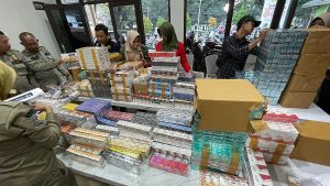 Razia Rokok Ilegal, Satpol PP Kota Bogor Sita 5.655 Bungkus Rokok Razia Rokok Ilegal, Satpol PP Kota Bogor Sita 5.655 Bungkus Rokok