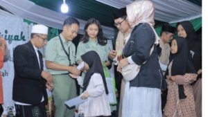 Taman Safari Bogor Salurkan CSR, Santuni 320 Anak Yatim di Desa Cibeurem Kecamatan Cisarua Taman Safari Bogor Salurkan CSR, Santuni 320 Anak Yatim di Desa Cibeurem Kecamatan Cisarua