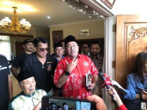 Minta Doa, Cawagub DKI Jakarta Rano Karno Datangi Rumah Bapak Pencak Silat Dunia di Megamendung Bogor