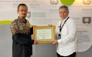 Perkuat Komitmen K3, SBI Pabrik Narogong Raih Penghargaan Zero Accident Award dan P2 HIV/AIDS