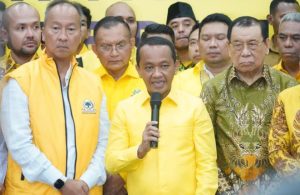 Dua Elite Golkar Ribut Rebutan PMI, Bahlil No Comment