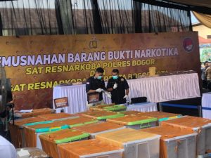 1 Ton Narkoba Dimusnahkan di Polres Bogor
